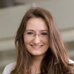 Dr. Anca-Georgia Jager