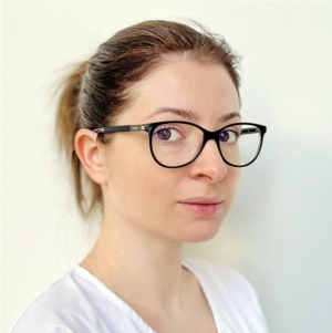 Dr. Cezara Diana Mugescu