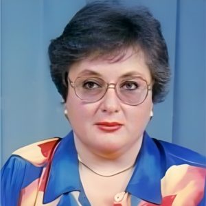 Prof. Univ. Dr. Viorela Enăchescu